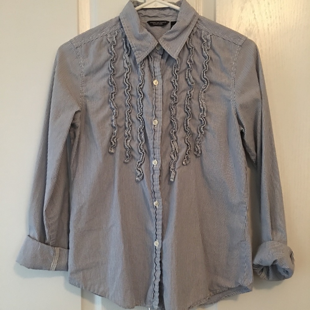 Pin-striped button up, small